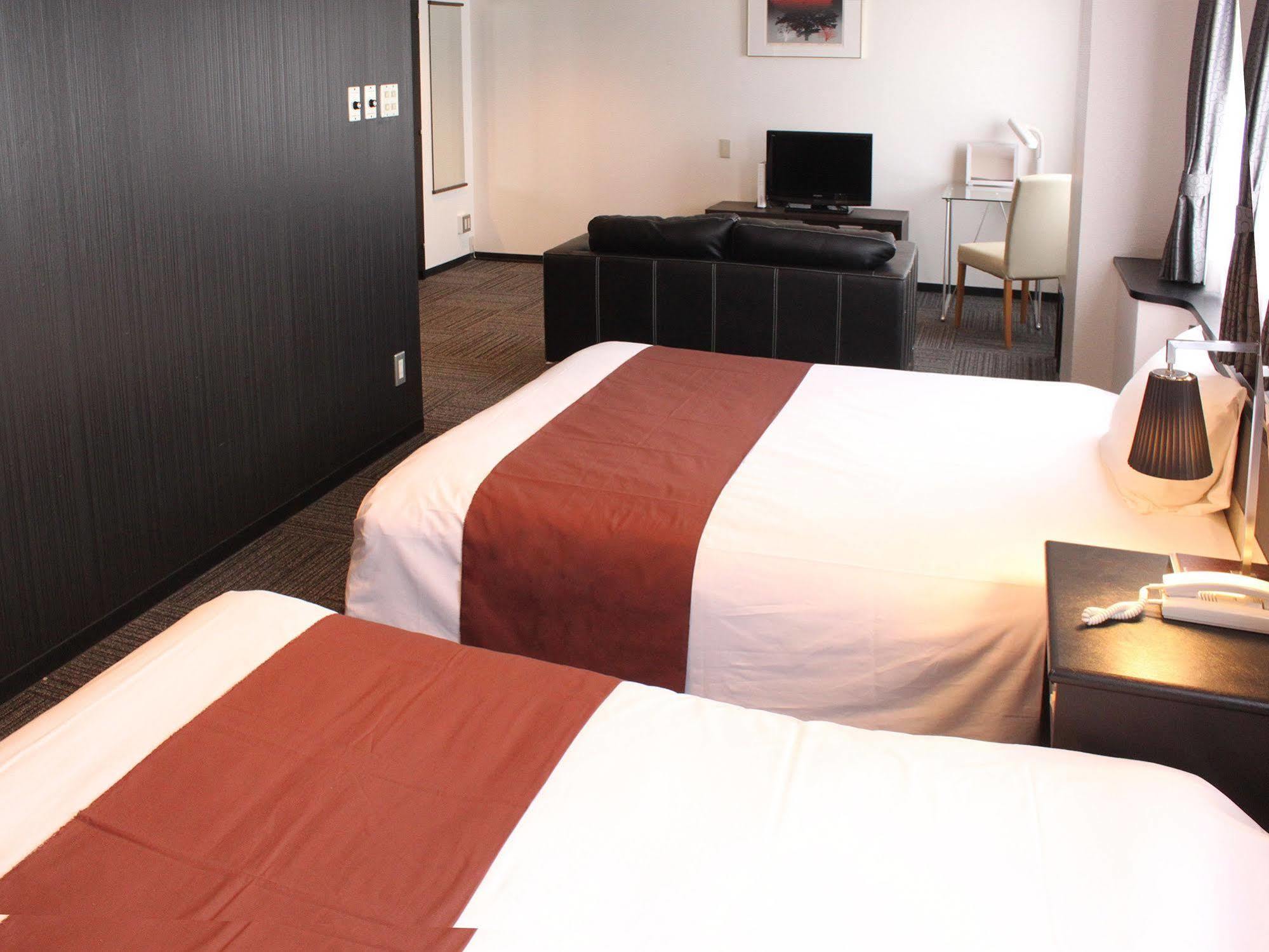 Hotel Livemax Budget Iyo Mishima Shikokuchuo Zewnętrze zdjęcie